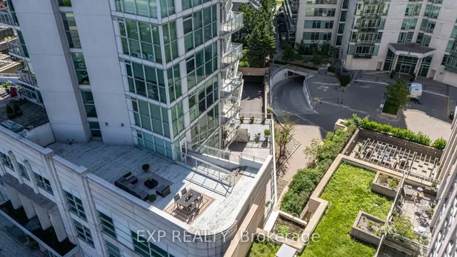 Additional image 3 of 2067 lake shore Blvd Unit 409