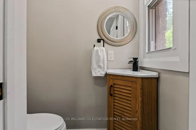 Additional image 20 of 493 Crosby Ave