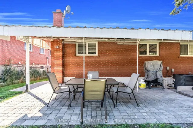 Additional image 46 of 52 Paradelle Cres