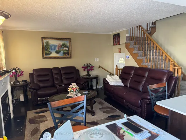 Additional image 10 of 124 Heartleaf Cres