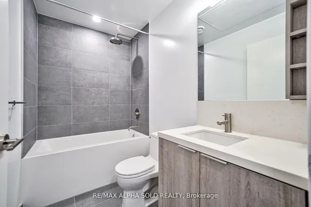 Additional image 23 of 2020 Bathurst St Unit 1108