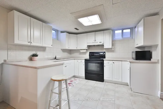 Additional image 42 of 542 Hambling Crt
