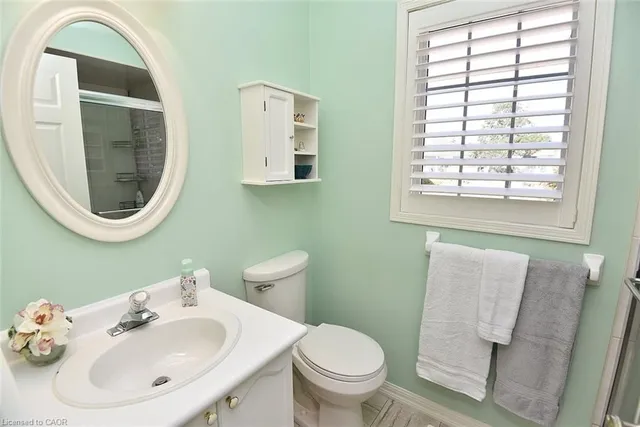 Additional image 24 of 137 Silverbirch Blvd