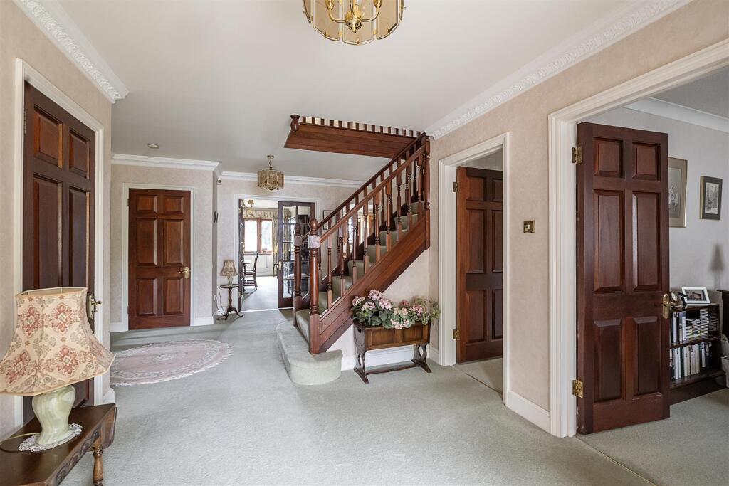 Additional image 9 of Badingham Drive, Harpenden