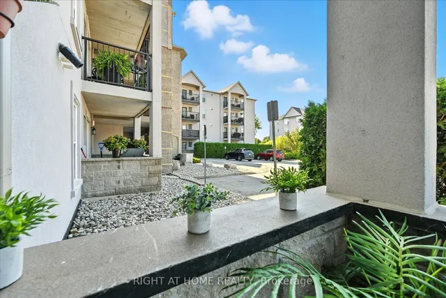 Additional image 20 of 1421 Walker's Line Unit 102