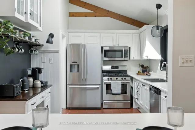 Additional image 15 of 43 Belair Dr