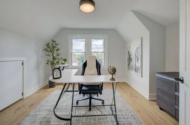 Additional image 22 of 28 Barons Ave