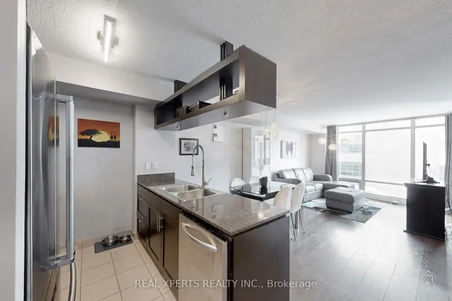 Additional image 7 of 81 Navy Wharf Crt Unit 901