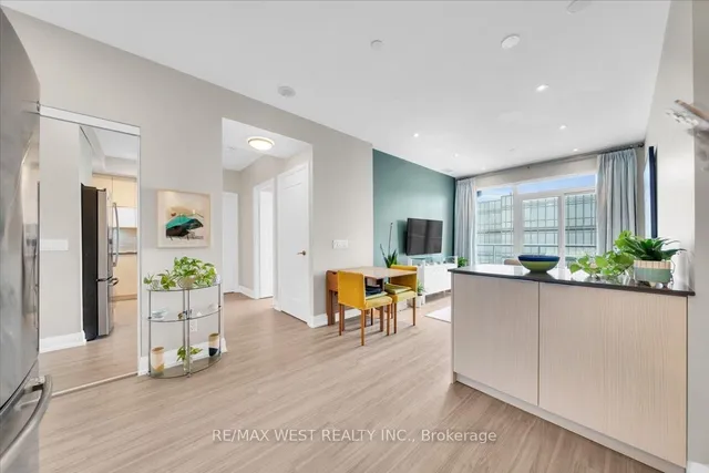 Additional image 5 of 56 Annie Craig Dr Unit 1603