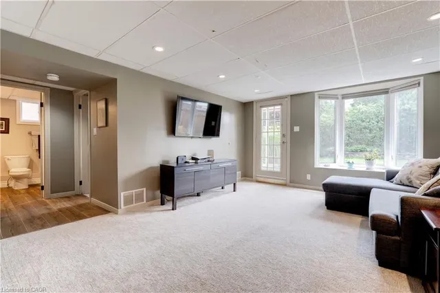 Additional image 23 of 3500 Rockwood Dr