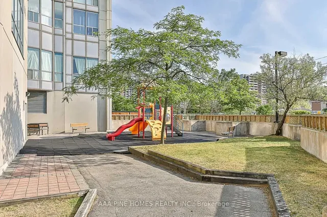 Additional image 29 of 2550 Lawrence Ave Unit #1111