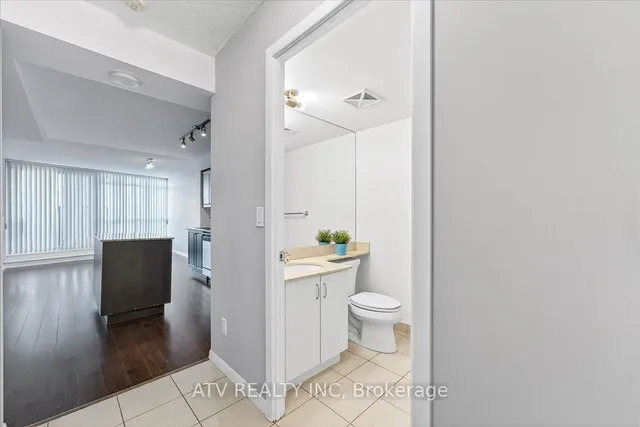 Additional image 18 of 209 Fort York Blvd Unit 961