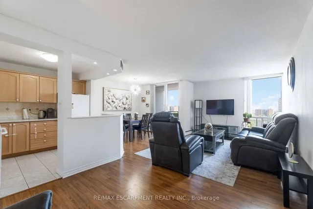 Additional image 9 of 75 Glenburn Crt Unit 1004