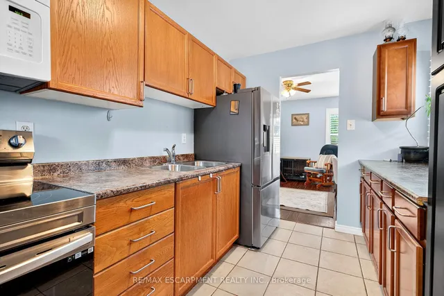 Additional image 9 of 15 Donald Ave