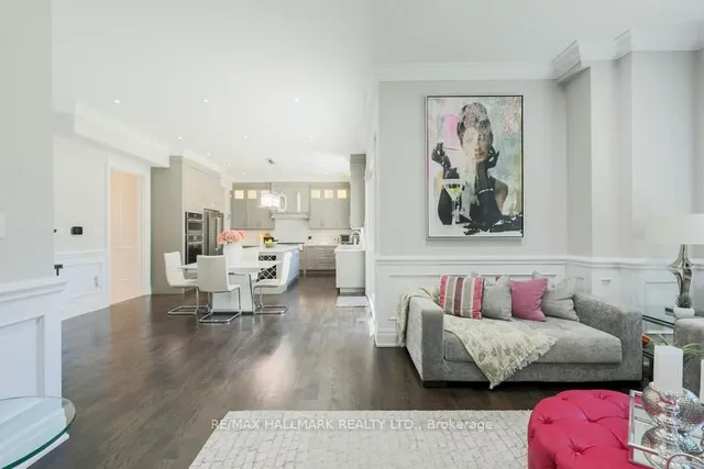 Additional image 15 of 44 Scarboro Cres