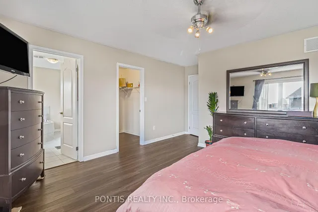 Additional image 32 of 25 FRANCIS LUNDY St