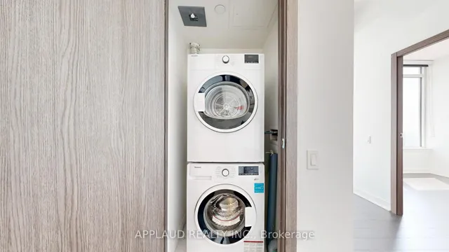 Additional image 24 of 17 Bathurst St Unit 3302