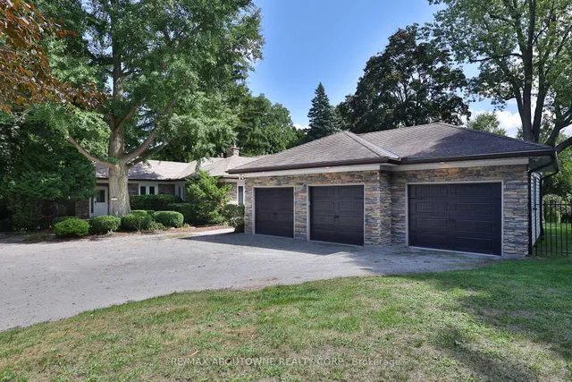 Additional image 3 of 24 School St