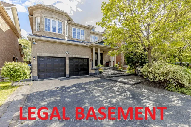 32 Masters Green Cres