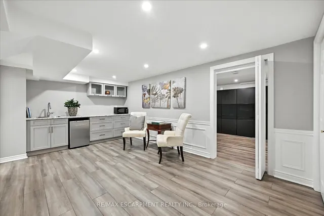 Additional image 26 of 10 Yorkview Pl