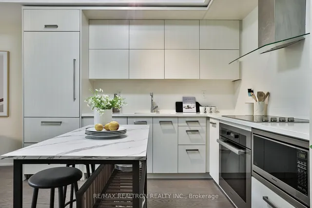 Additional image 9 of 3018 Yonge St Unit #204