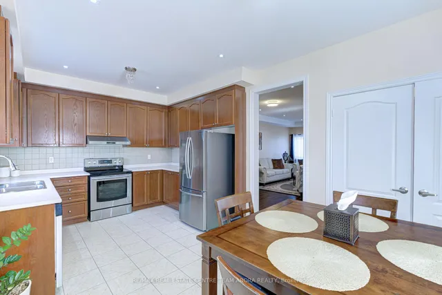 Additional image 15 of 26 Gatlin St