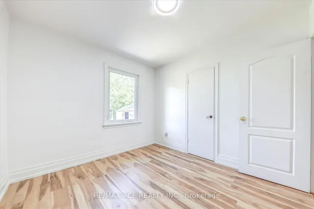 Additional image 21 of 63 Lynvalley Cres