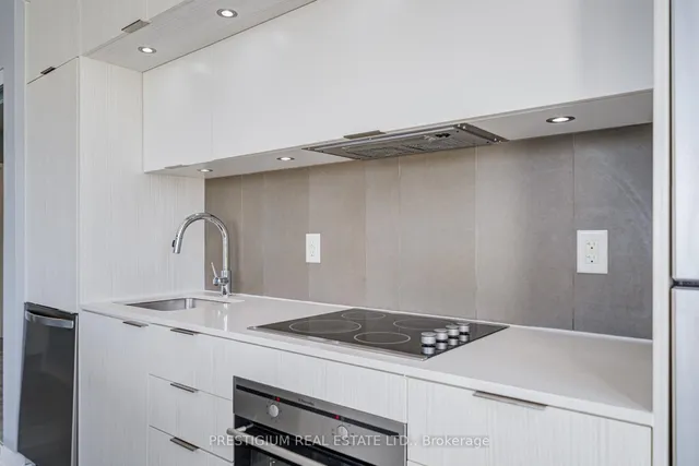 Additional image 19 of 170 Sumach St Unit 418