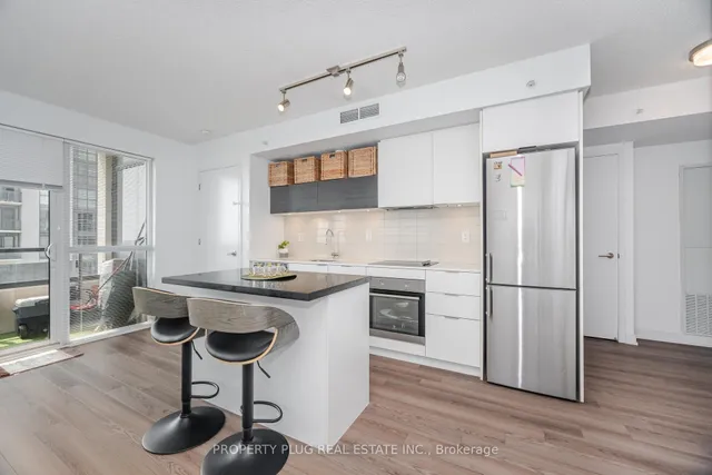 Additional image 10 of 20 Thomas Riley Rd Unit 1209