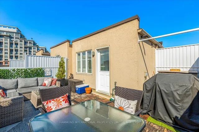 Additional image 23 of 46 Western Battery Rd Unit 838