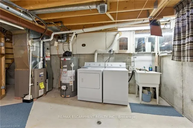 Additional image 33 of 39 Megna Crt