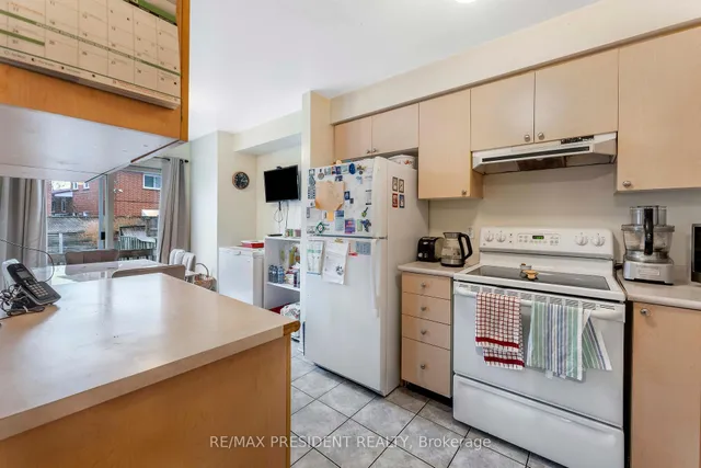 Additional image 13 of 26 Mattari Crt