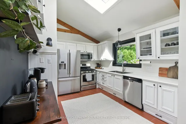 Additional image 16 of 43 Belair Dr