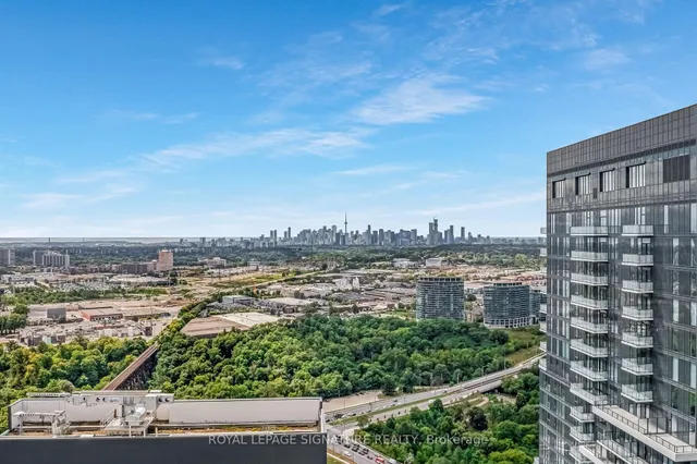 Additional image 29 of 1103 Leslie St Unit 403