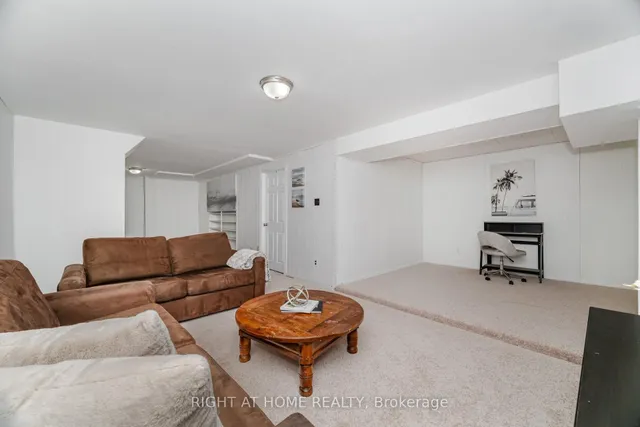 Additional image 32 of 526 Holly Ave