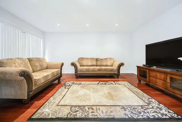 Additional image 4 of 226 Falstaff Ave