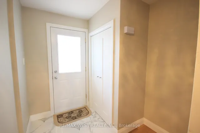 Additional image 5 of 7139 Darcel Ave