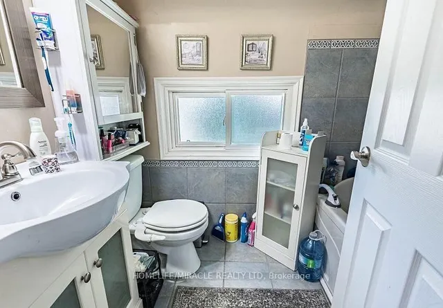 Additional image 26 of 9 Crestview Ave