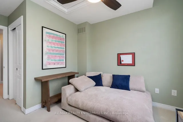 Additional image 33 of 215 Dundas St Unit 9