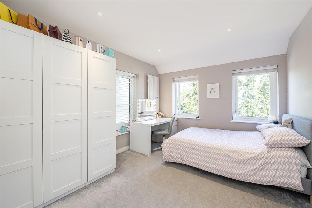 Additional image 8 of Gibbs Close, Harpenden