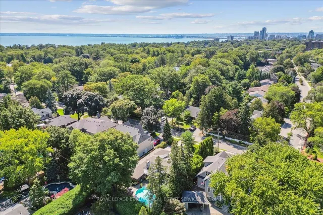 Additional image 40 of 391 Rossmore Blvd