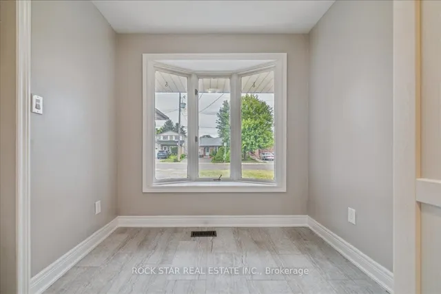 Additional image 8 of 61 Adis Ave