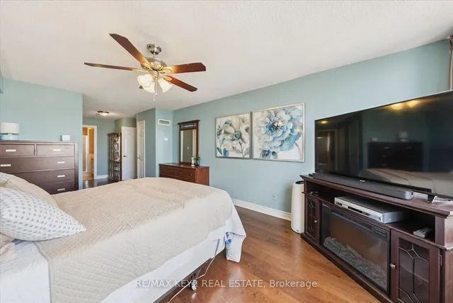 Additional image 24 of 138 Bonis Ave Unit 1116