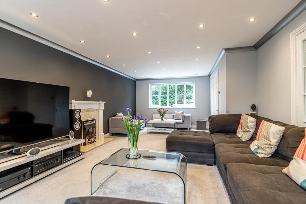 Additional image 4 of St. Barts Close, St. Albans, Hertfordshire, AL4