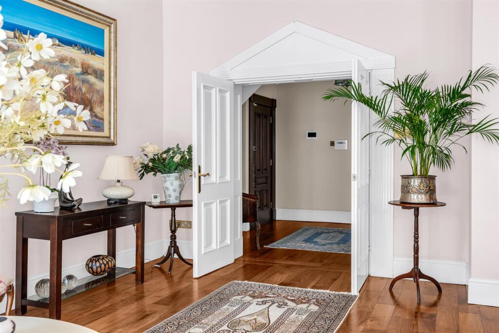 Additional image 13 of Tewin Water House, Tewin Water, Digswell