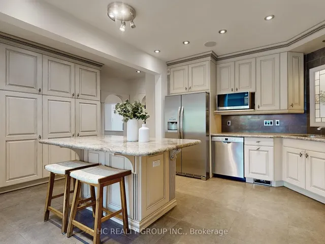 Additional image 15 of 124 Lawrence Ave