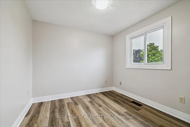 Additional image 27 of 61 Adis Ave