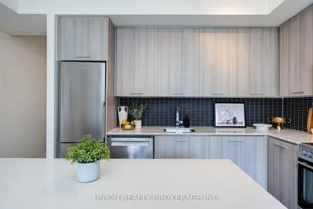 Additional image 6 of 105 George St Unit 405