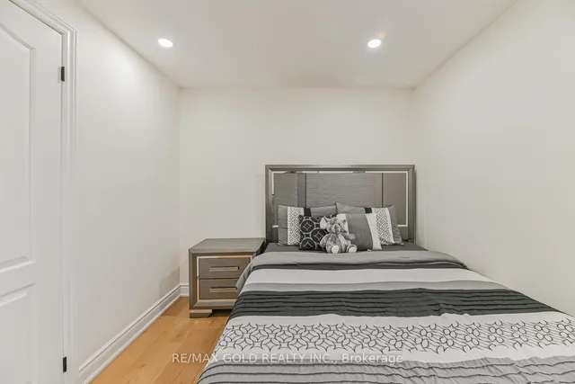 Additional image 20 of 81 Drake Blvd