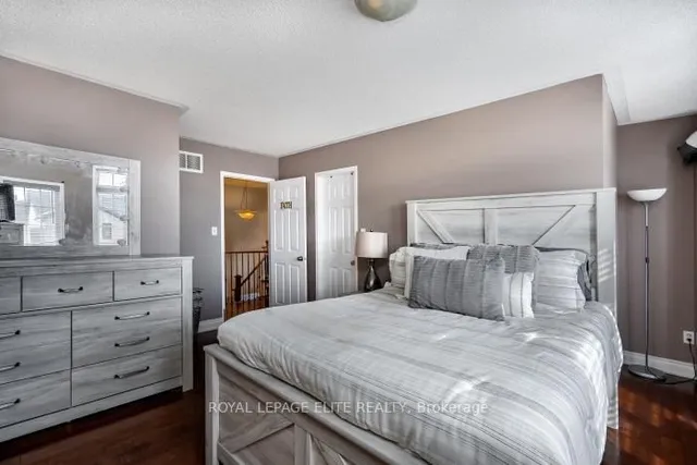 Additional image 11 of 17 Chestermere Cres